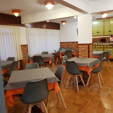Hostal Rosi Ларедо Екстер'єр фото