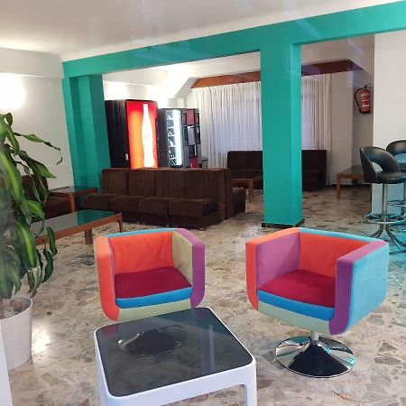Hostal Rosi Ларедо Екстер'єр фото