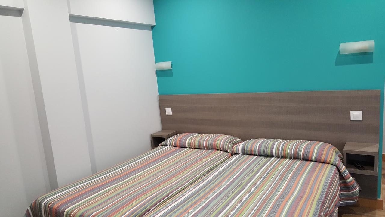 Hostal Rosi Ларедо Екстер'єр фото