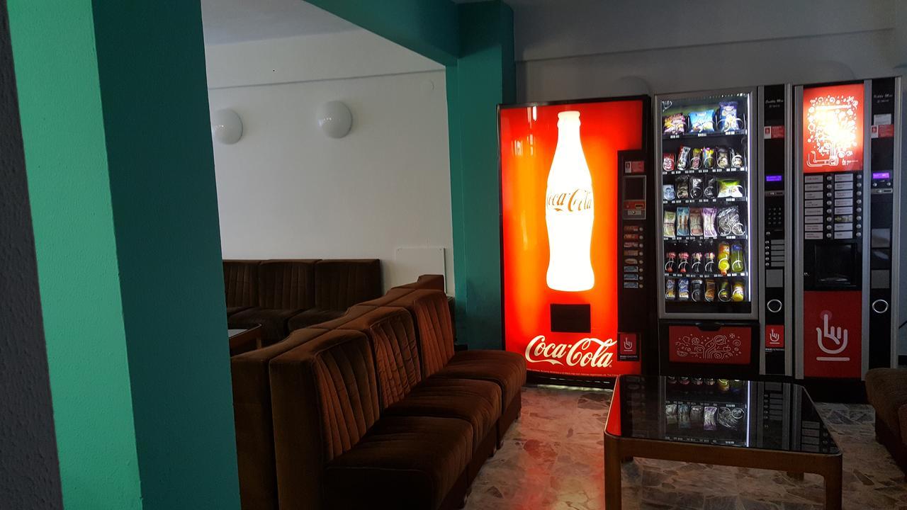 Hostal Rosi Ларедо Екстер'єр фото